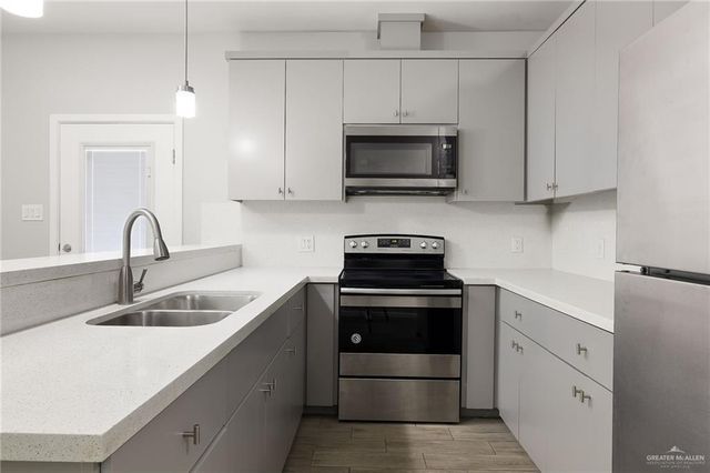 3300 S Colt Lane 1, Edinburg, TX 78539