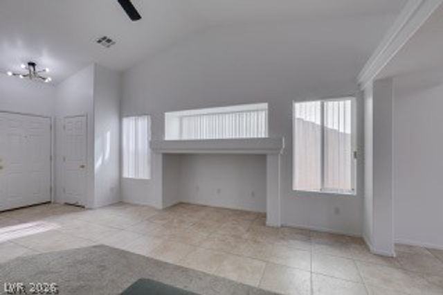 7550 Slipstream Street, Las Vegas, NV 89139