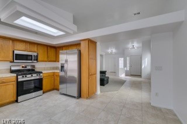 7550 Slipstream Street, Las Vegas, NV 89139