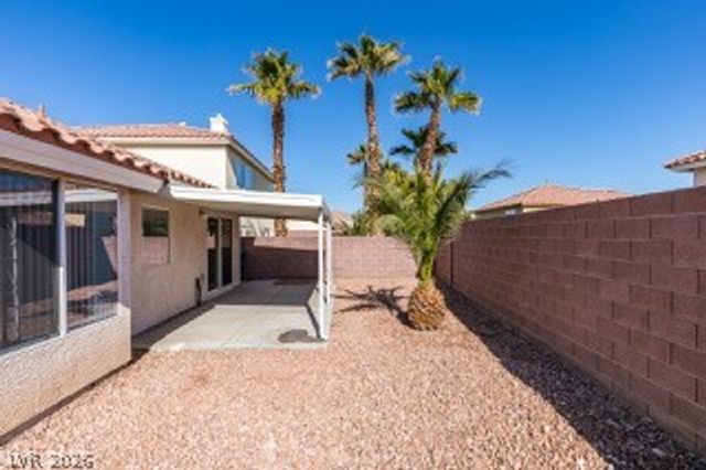 7550 Slipstream Street, Las Vegas, NV 89139