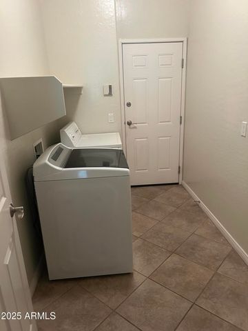 3131 E LEGACY Drive 1002, Phoenix, AZ 85042