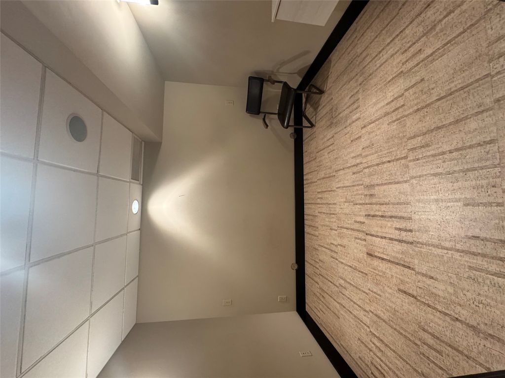 207 E Main Street, Missoula, MT 59802 photo 2