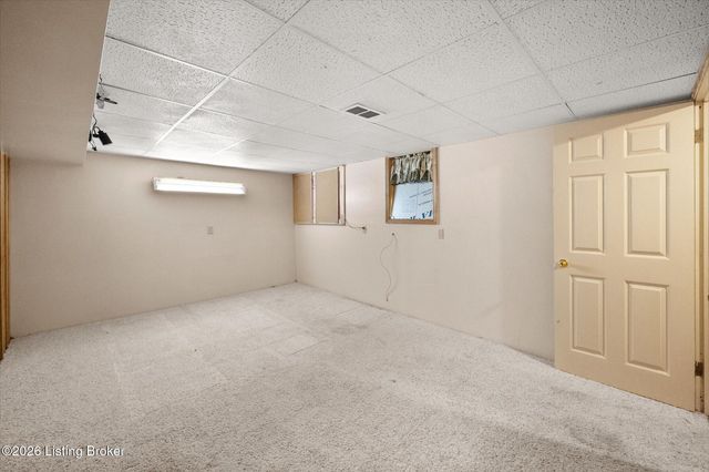 140 N Birchwood Ave, Louisville, KY 40206