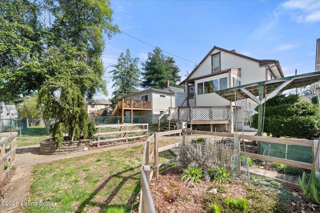 140 N Birchwood Ave, Louisville, KY 40206