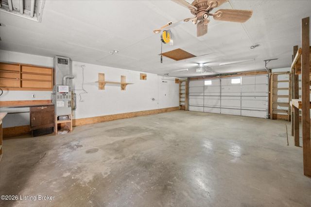 140 N Birchwood Ave, Louisville, KY 40206