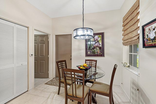 12498 Crystal Pointe Drive 102, Boynton Beach, FL 33437