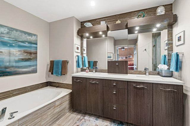 12498 Crystal Pointe Drive 102, Boynton Beach, FL 33437