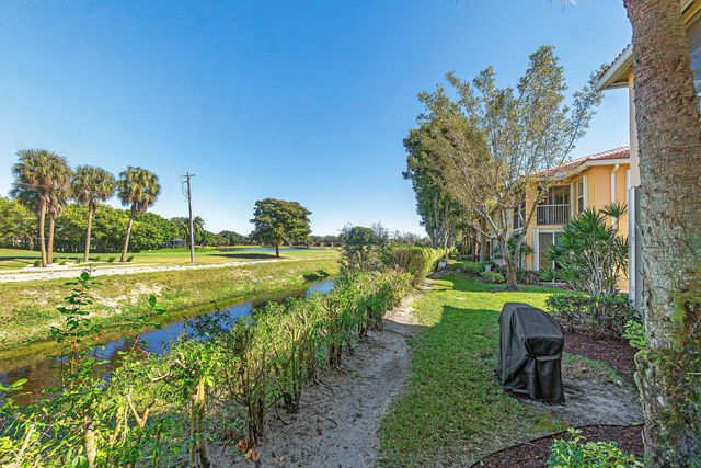 12498 Crystal Pointe Drive 102, Boynton Beach, FL 33437