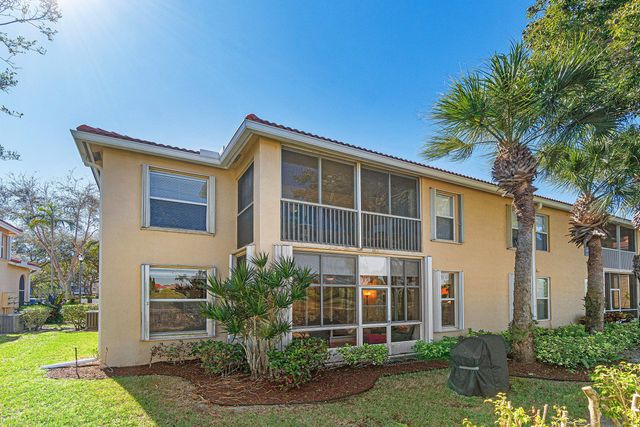 12498 Crystal Pointe Drive 102, Boynton Beach, FL 33437