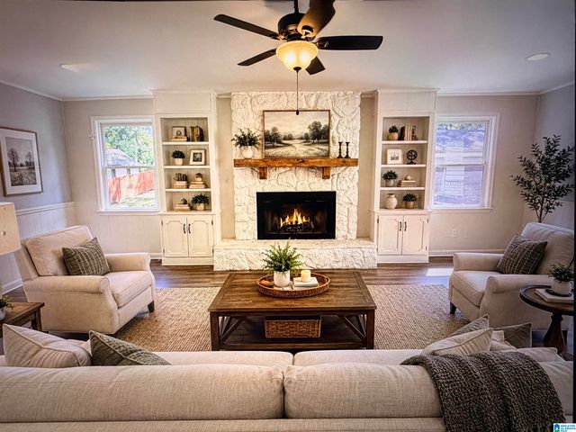 1317 2ND AVENUE SW, Alabaster, AL 35007