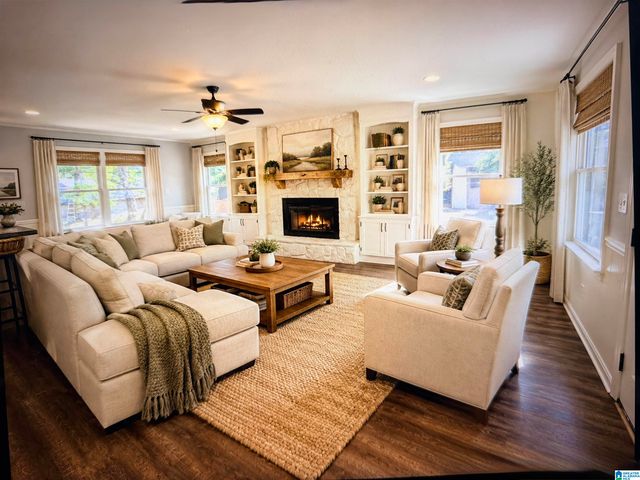 1317 2ND AVENUE SW, Alabaster, AL 35007