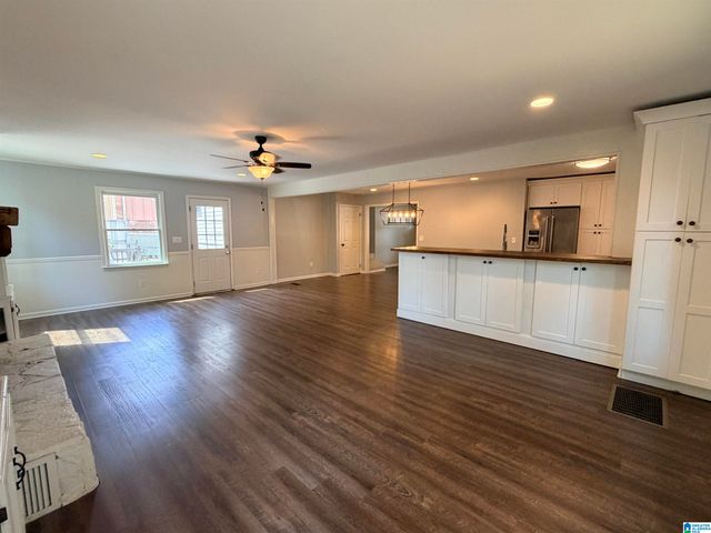 1317 2ND AVENUE SW, Alabaster, AL 35007