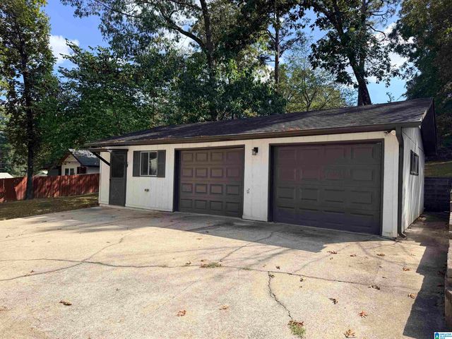 1317 2ND AVENUE SW, Alabaster, AL 35007