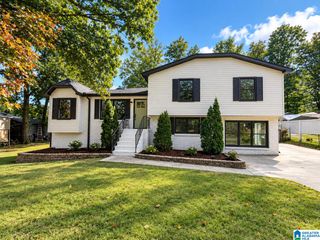 1317 2ND AVENUE SW, Alabaster, AL 35007