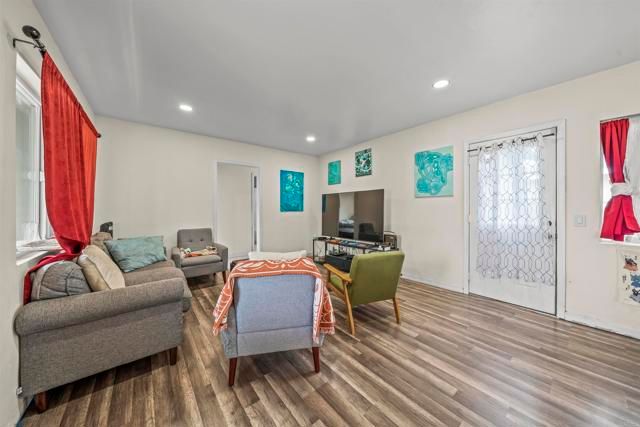 5262 cervantes Avenue, San Diego, CA 92114