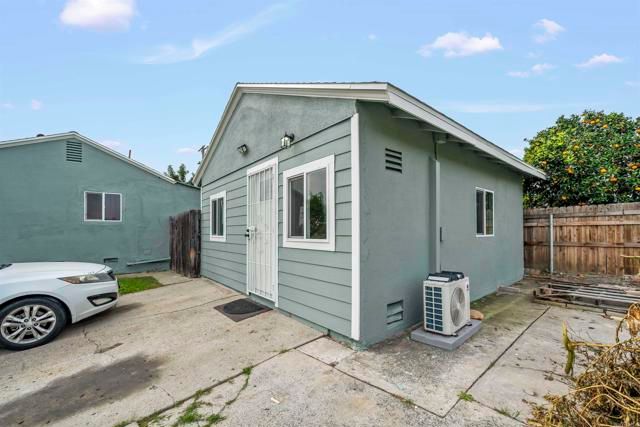 5262 cervantes Avenue, San Diego, CA 92114