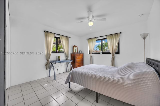 1317 Funston St, Hollywood, FL 33019