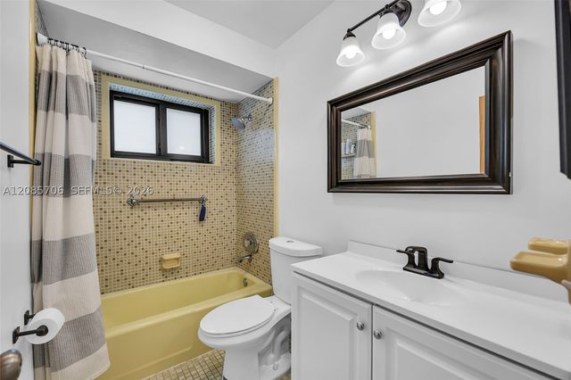 1317 Funston St, Hollywood, FL 33019