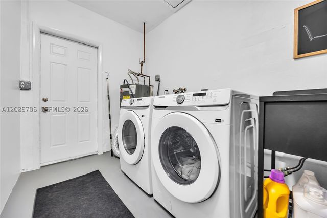 1317 Funston St, Hollywood, FL 33019