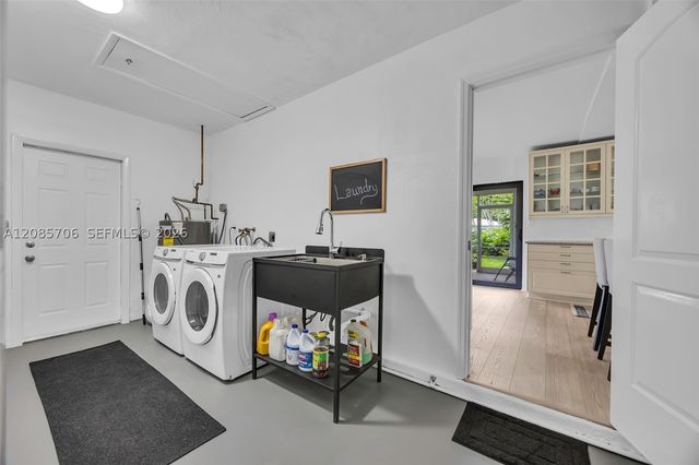 1317 Funston St, Hollywood, FL 33019
