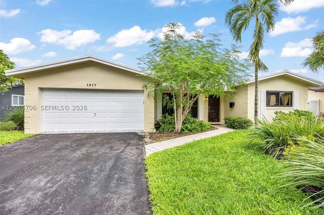 1317 Funston St, Hollywood, FL 33019