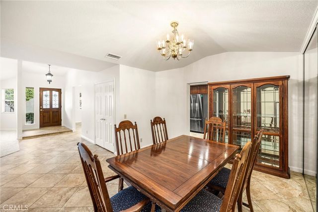 2164 Pinot Circle, Upland, CA 91784