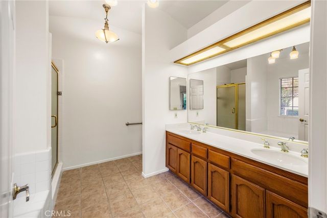 2164 Pinot Circle, Upland, CA 91784