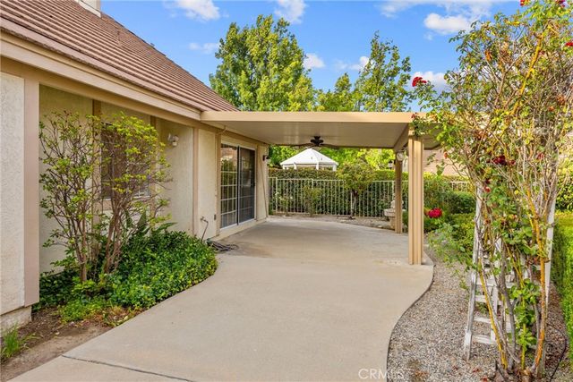 2164 Pinot Circle, Upland, CA 91784