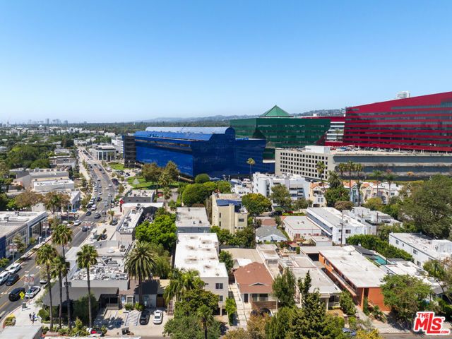 613 Westbourne Drive, West Hollywood, CA 90069