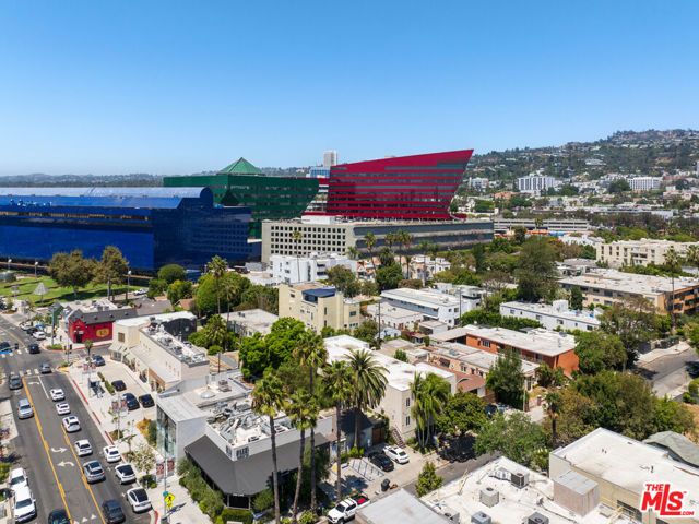 613 Westbourne Drive, West Hollywood, CA 90069