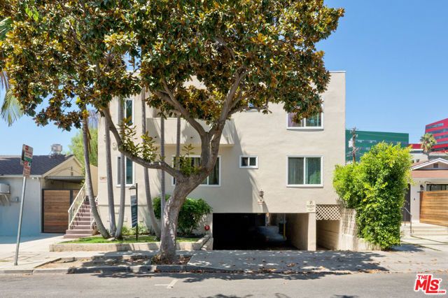 613 Westbourne Drive, West Hollywood, CA 90069
