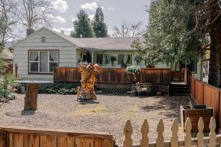 217 N 2nd Street, Talent, OR 97540