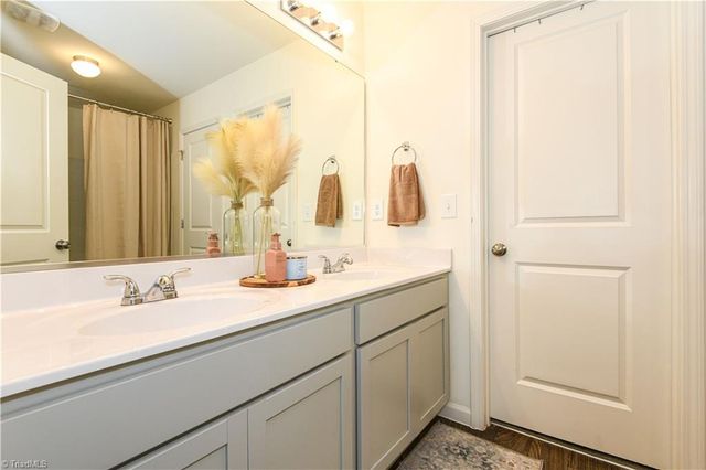 3805 Bissett Way, Greensboro, NC 27405