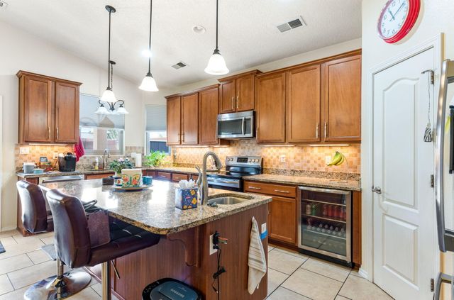 2008 Vernon Drive SE, Albuquerque, NM 87123