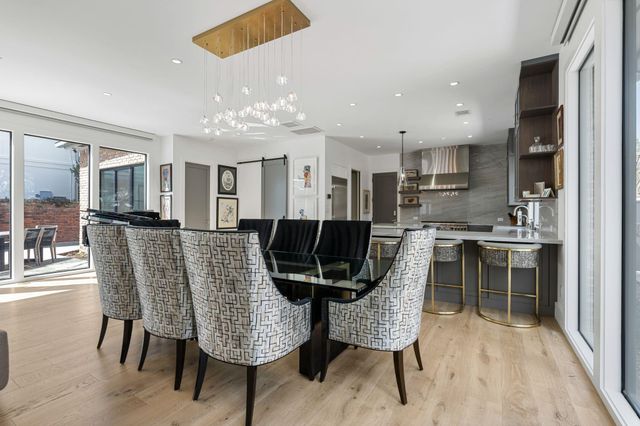 2130 Stanmore, Houston, TX 77019