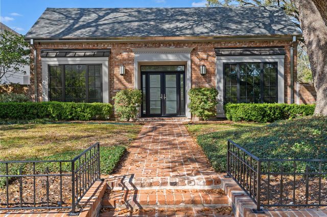 2130 Stanmore, Houston, TX 77019