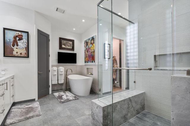 2130 Stanmore, Houston, TX 77019