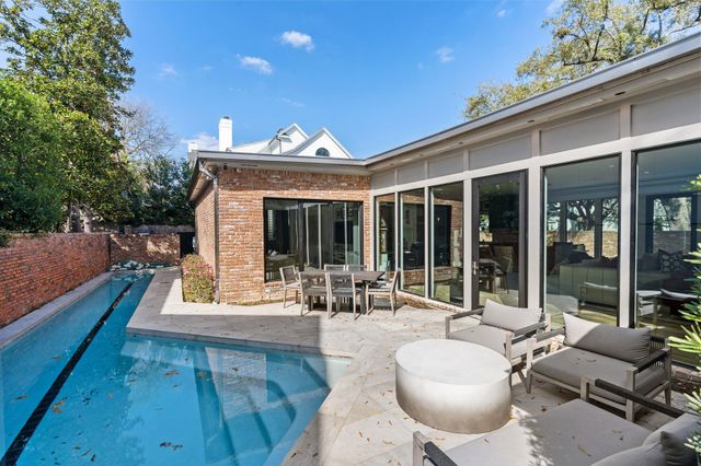 2130 Stanmore, Houston, TX 77019
