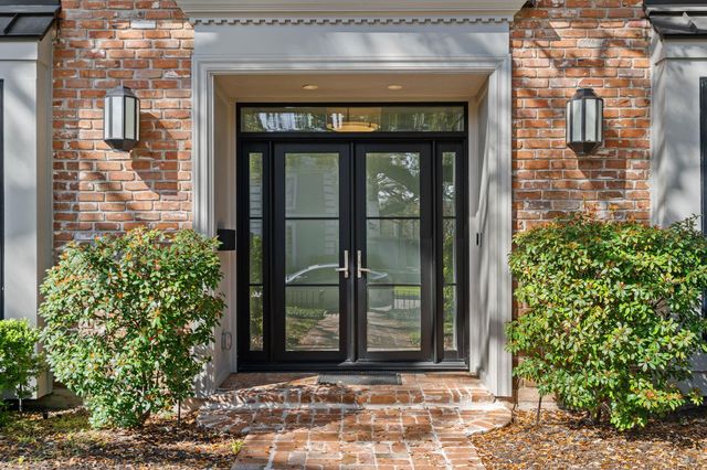 2130 Stanmore, Houston, TX 77019