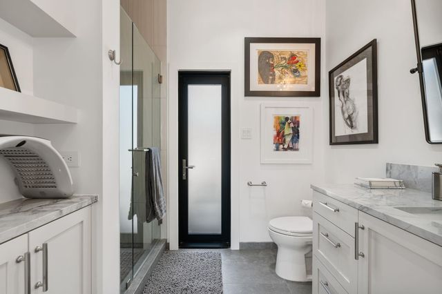 2130 Stanmore, Houston, TX 77019