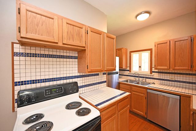 2207 Scott Street, Covington, KY 41014