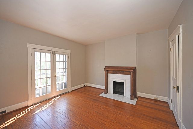 2207 Scott Street, Covington, KY 41014