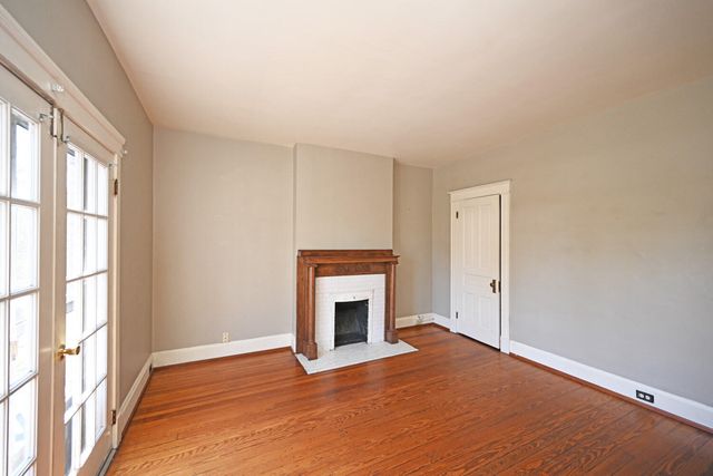 2207 Scott Street, Covington, KY 41014