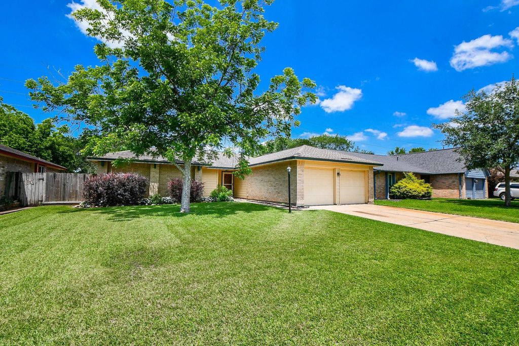 931 Mayweather Lane, Richmond, TX 77406