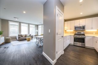 4945 Washington 412, Boston, MA 02132