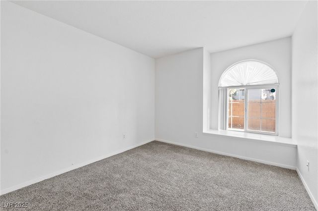 9325 West Desert Inn Road 190, Las Vegas, NV 89117