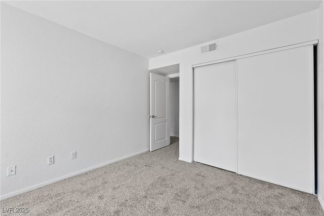 9325 West Desert Inn Road 190, Las Vegas, NV 89117