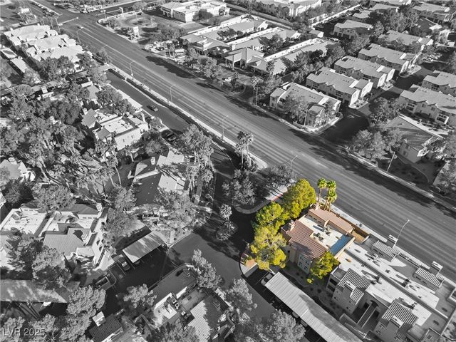 9325 West Desert Inn Road 190, Las Vegas, NV 89117