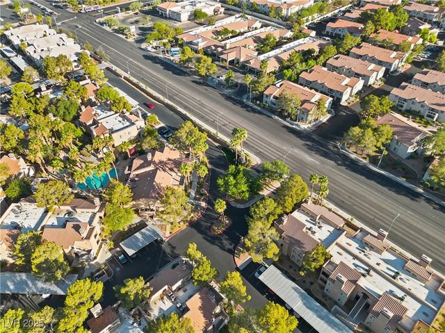 9325 West Desert Inn Road 190, Las Vegas, NV 89117