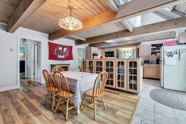 2231 Meetinghouse Way, Barnstable, MA 02668